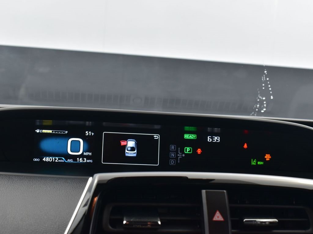 Used 2020 Toyota Prius XLE image 13