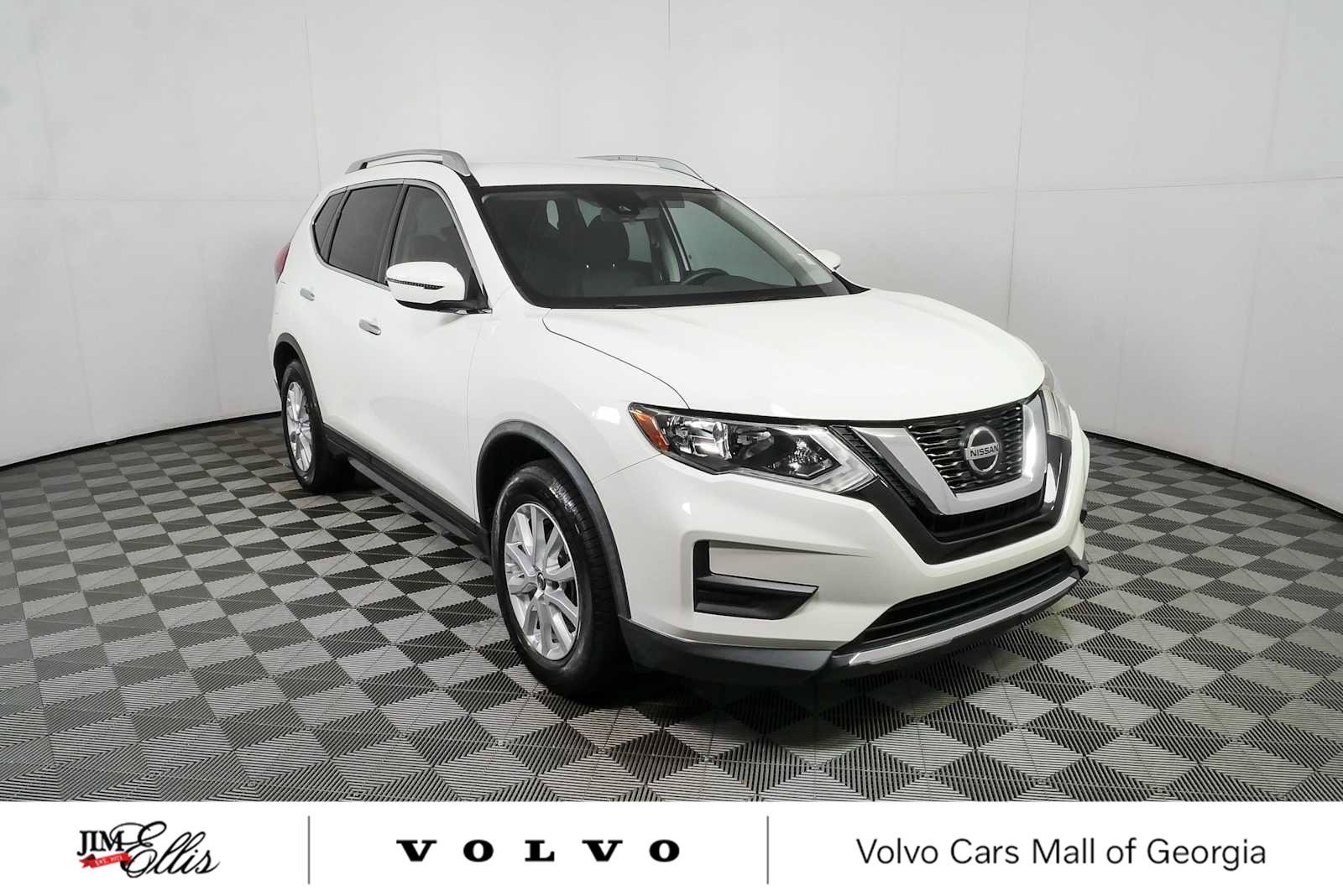 Used 2020 Nissan Rogue S w/ Special Edition Package FWD image 1