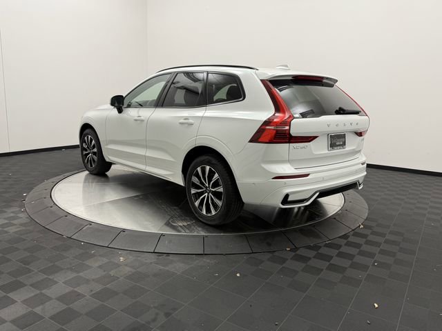 Certified 2025 Volvo XC60 B5 Plus AWD/4WD image 5