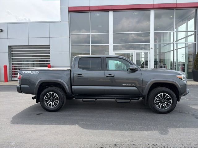 Certified 2023 Toyota Tacoma TRD Sport AWD/4WD image 8