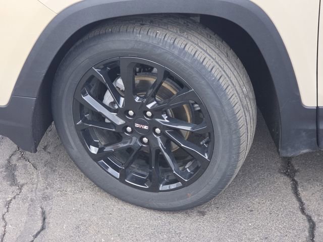 Used 2023 GMC Terrain SLE w/ Driver Convenience Package image 21