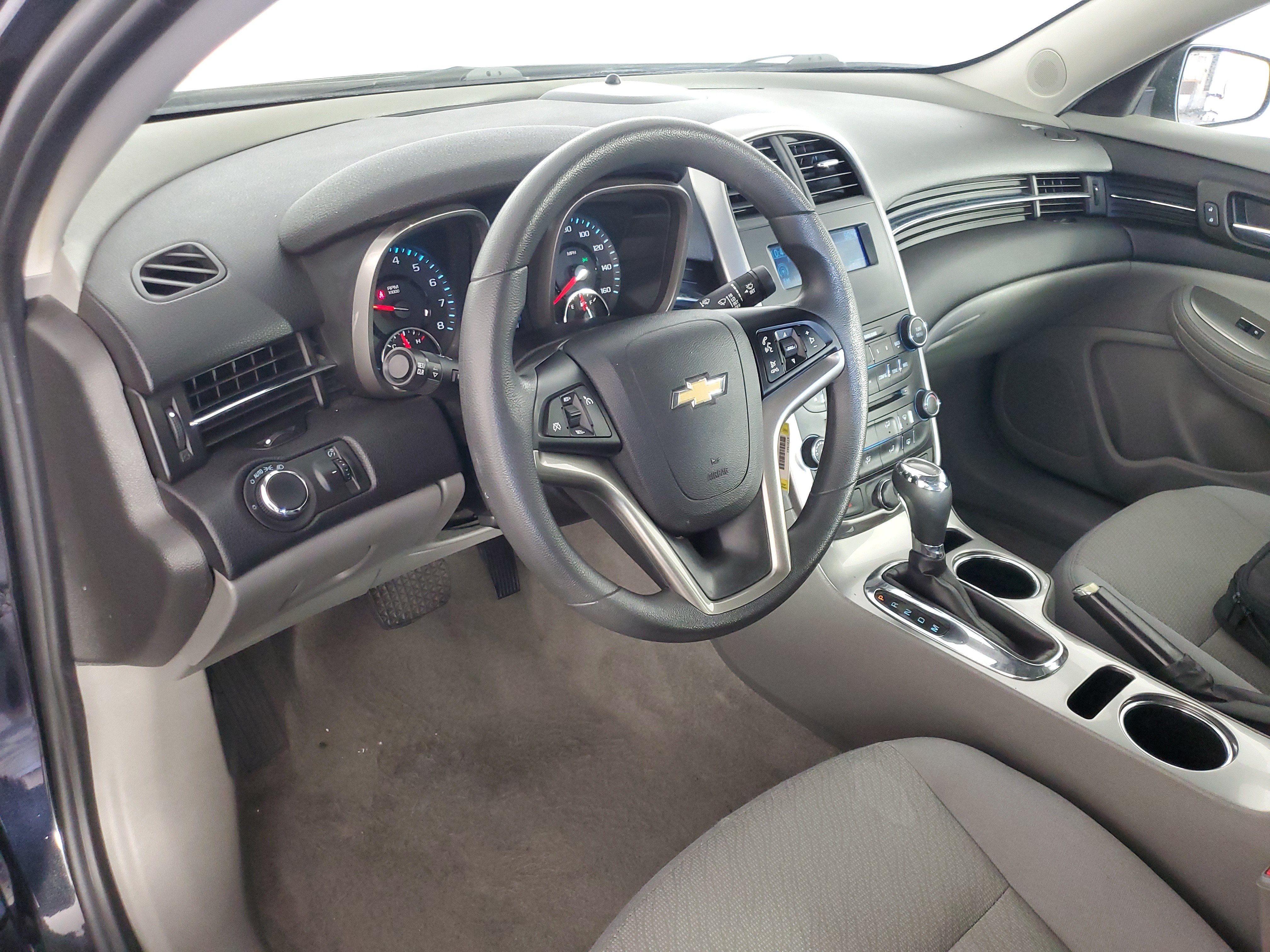 Used 2015 Chevrolet Malibu LS FWD image 11
