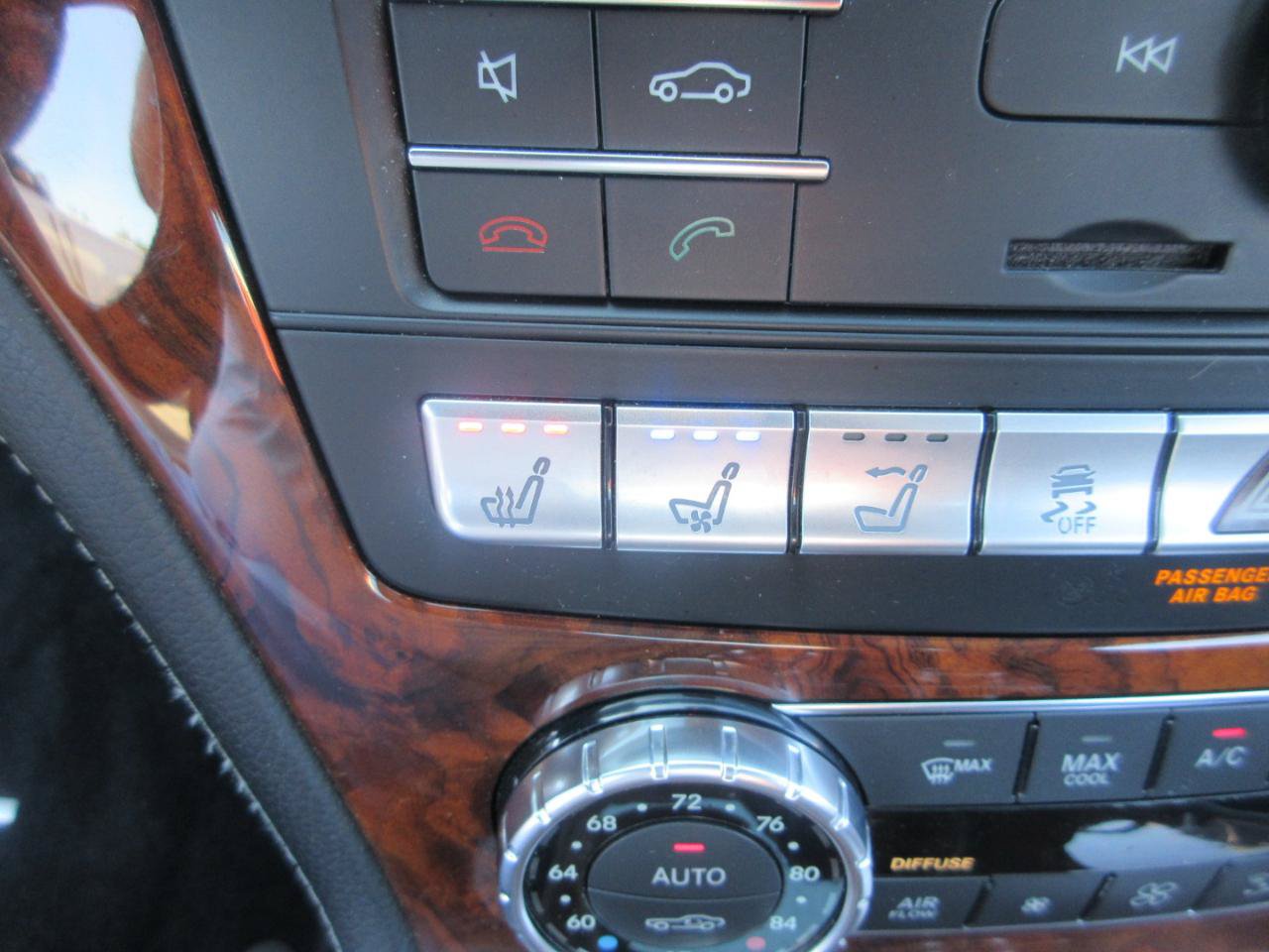 Used 2017 Mercedes-Benz SL 550 image 12