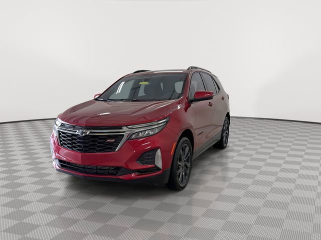 Used 2023 Chevrolet Equinox RS w/ RS Leather Package image 5