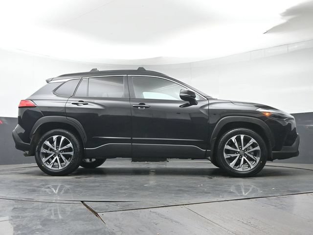 Certified 2022 Toyota Corolla Cross XLE w/ Black Badges Package (TMS) AWD/4WD image 35