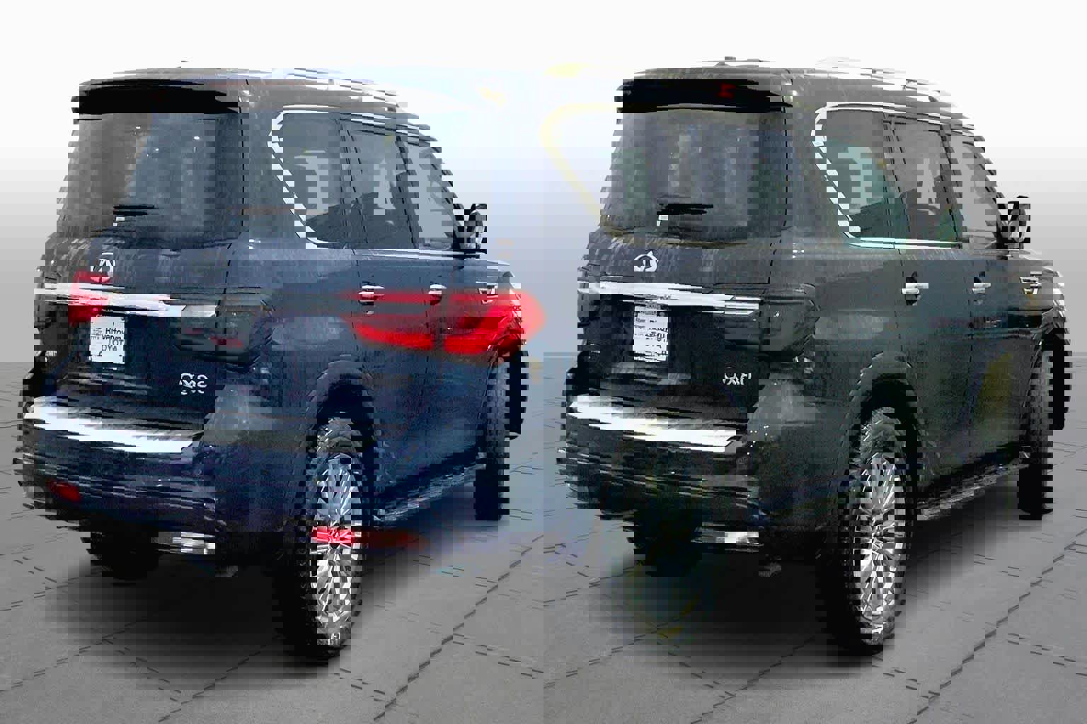 Used 2024 INFINITI QX80 Luxe image 13