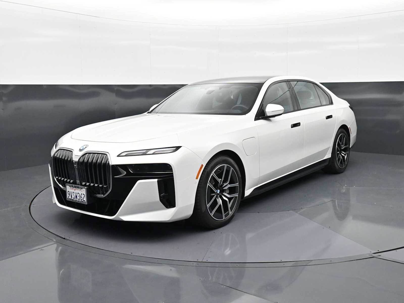 Used 2025 BMW 750e xDrive