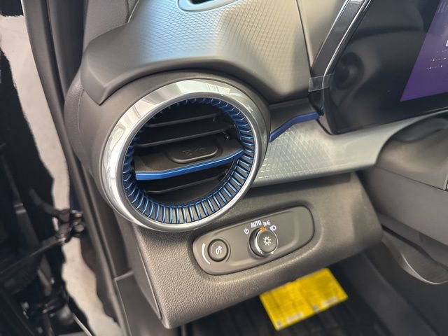 New 2026 Chevrolet Trax LT w/ Driver Confidence Package image 15