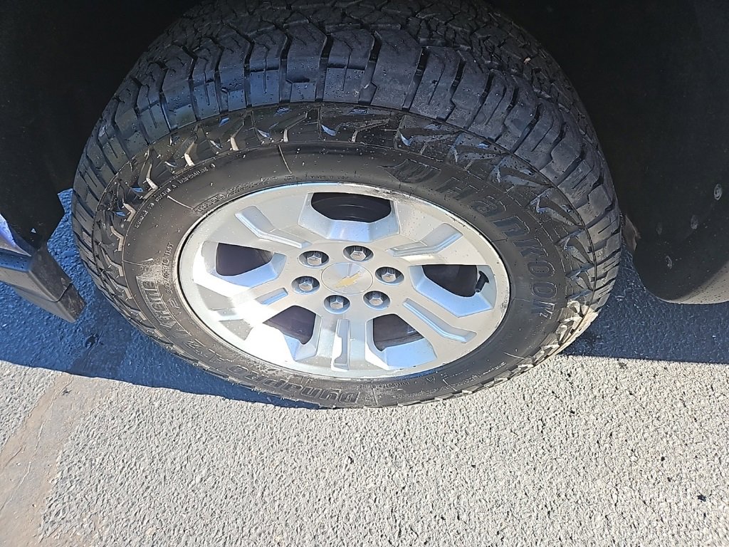 Used 2018 Chevrolet Silverado 1500 LT w/ All Star Edition image 13