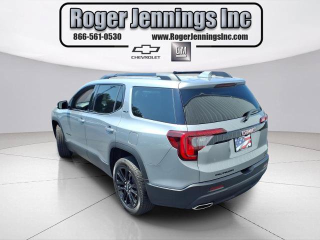 Used 2023 GMC Acadia SLT w/ Elevation Edition FWD image 3