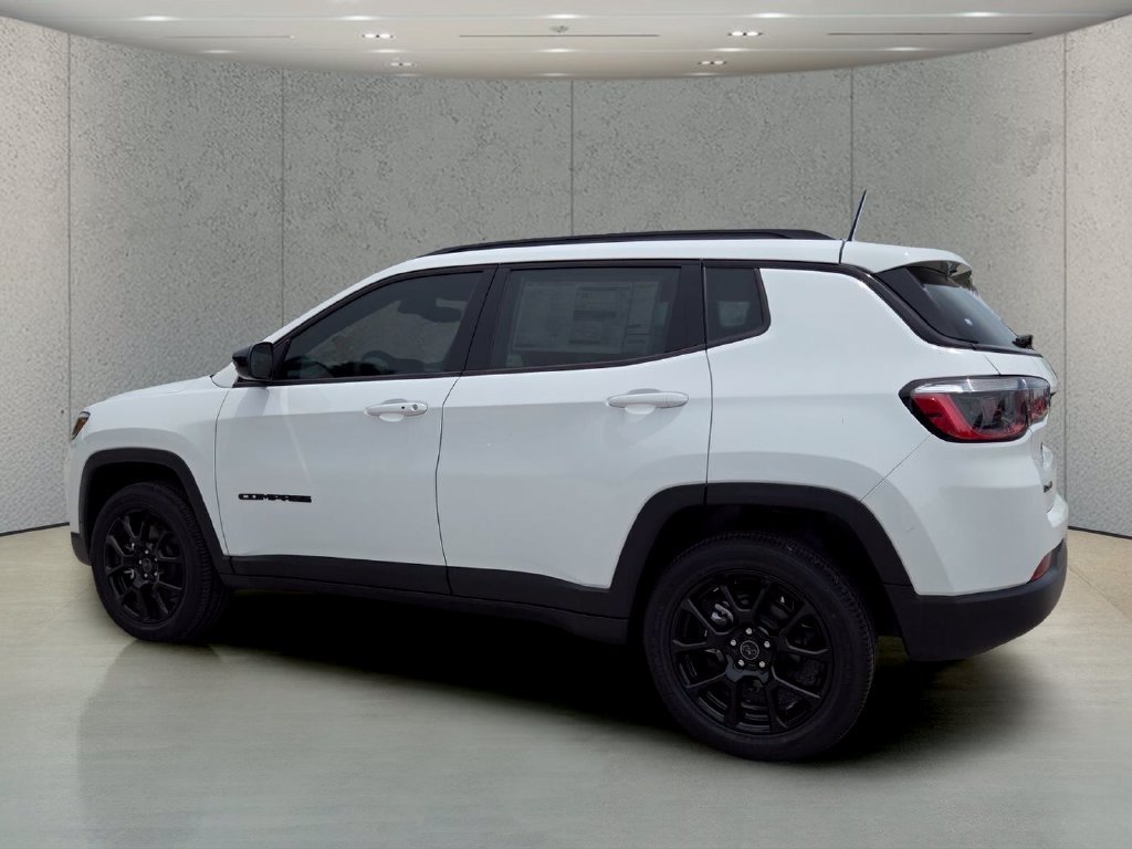 New 2026 Jeep Compass Latitude AWD/4WD image 8