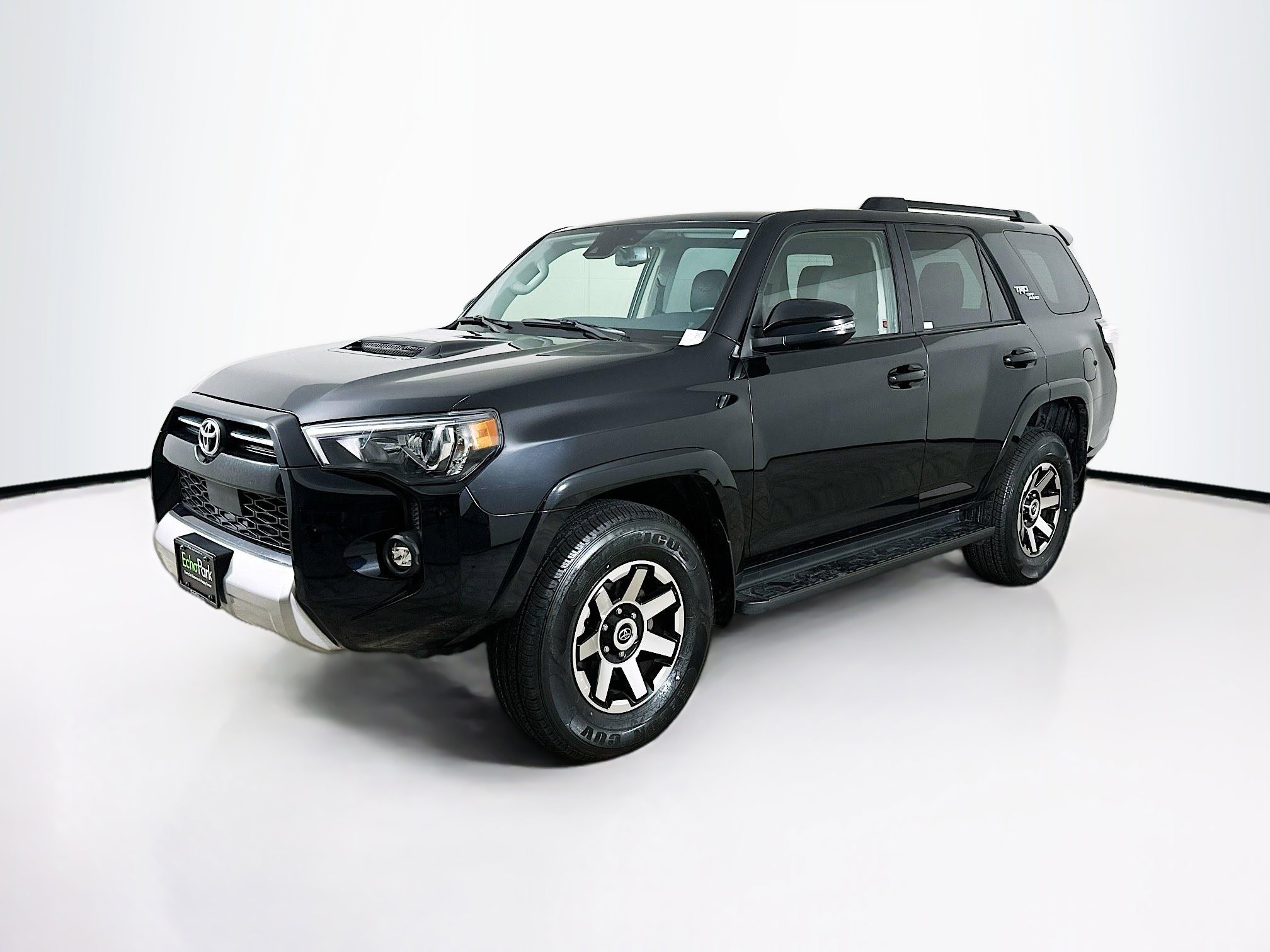 Used 2024 Toyota 4Runner TRD Off-Road Premium image 3