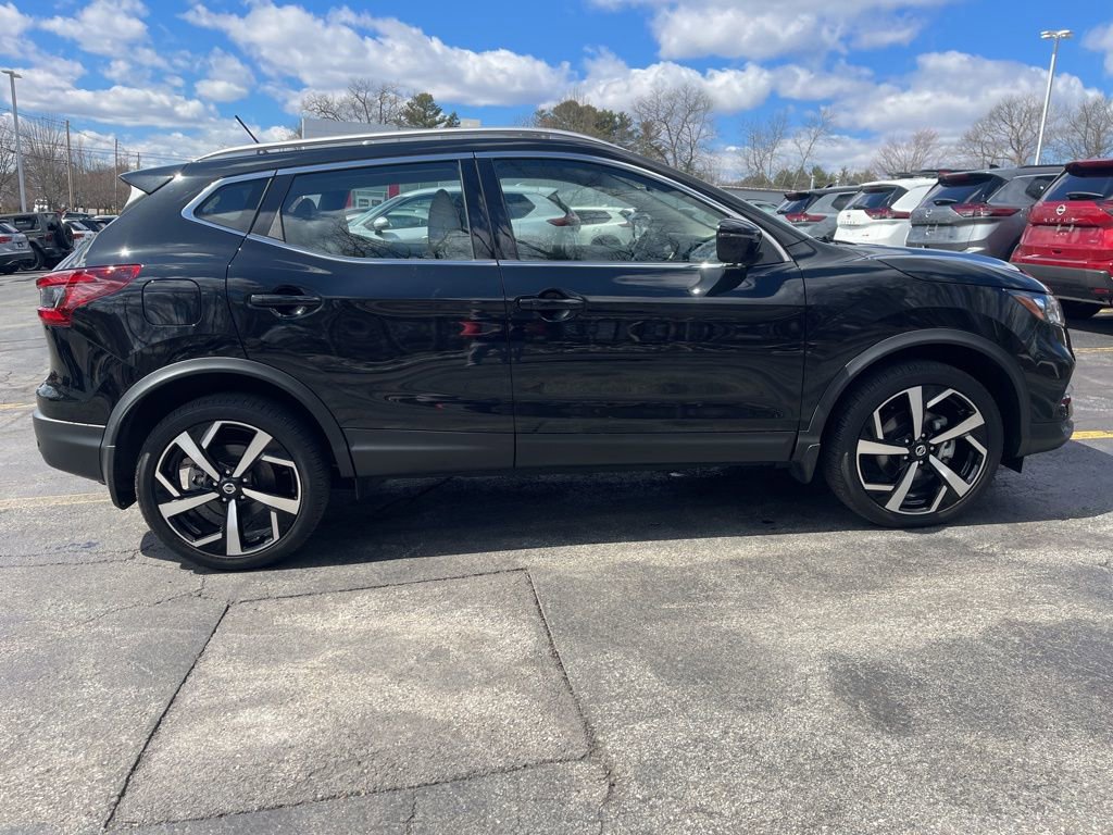 Certified 2022 Nissan Rogue Sport SL image 8