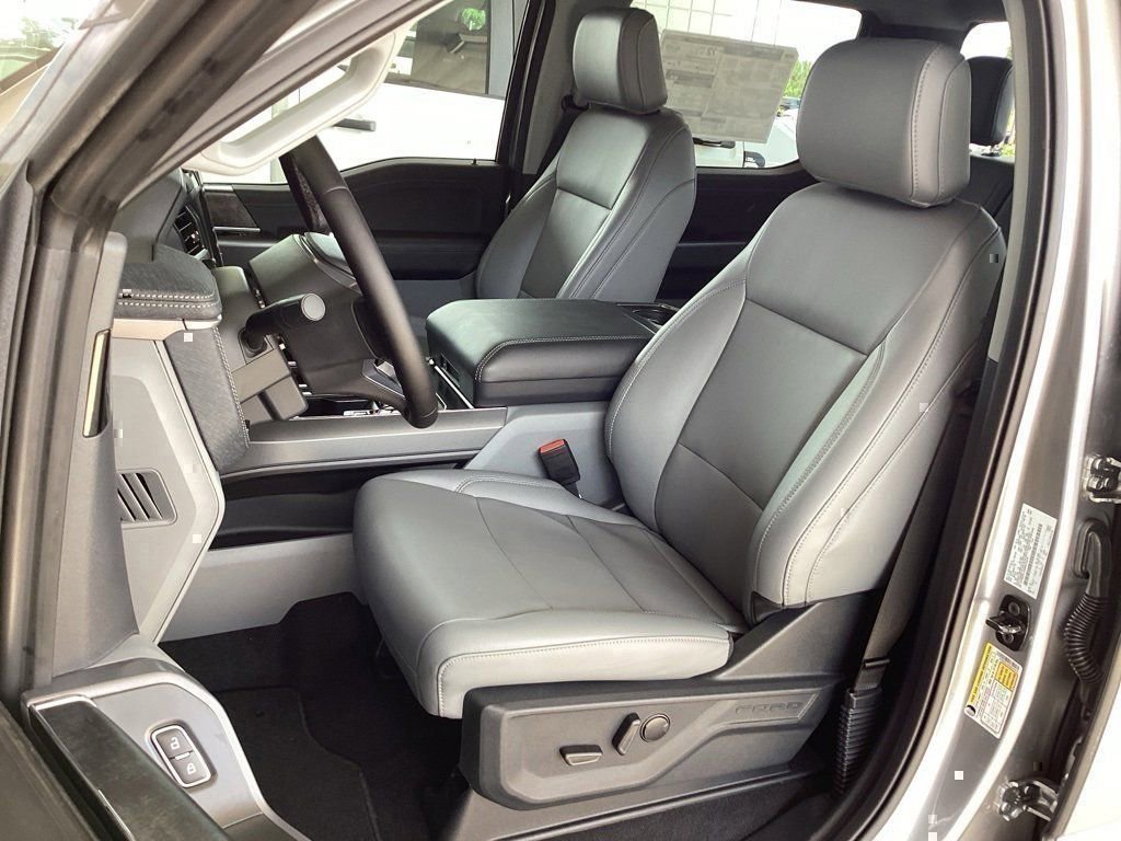New 2025 Ford F150 Lightning Flash image 31