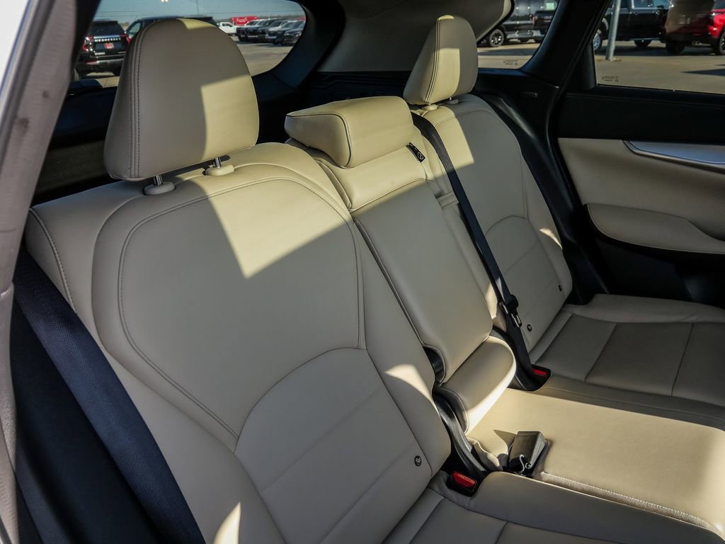 Used 2019 INFINITI QX50 Luxe w/ Navigation Package image 23