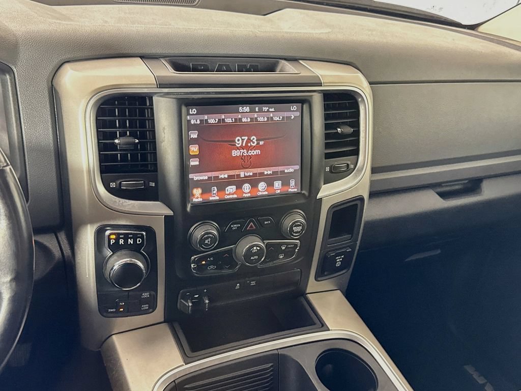 Used 2017 RAM 1500 Classic SLT w/ SLT Plus D←cor Group AWD/4WD image 17