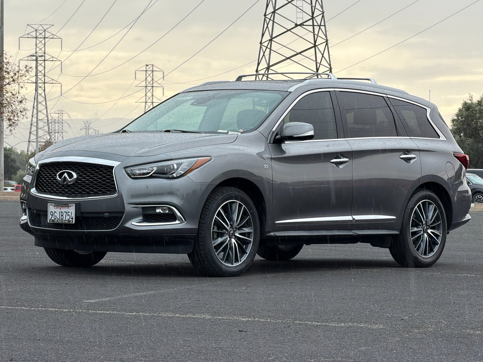 Used 2020 INFINITI QX60 Luxe w/ Sensory Package FWD image 8