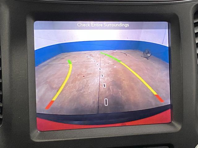 Used 2019 Jeep Cherokee Trailhawk image 15