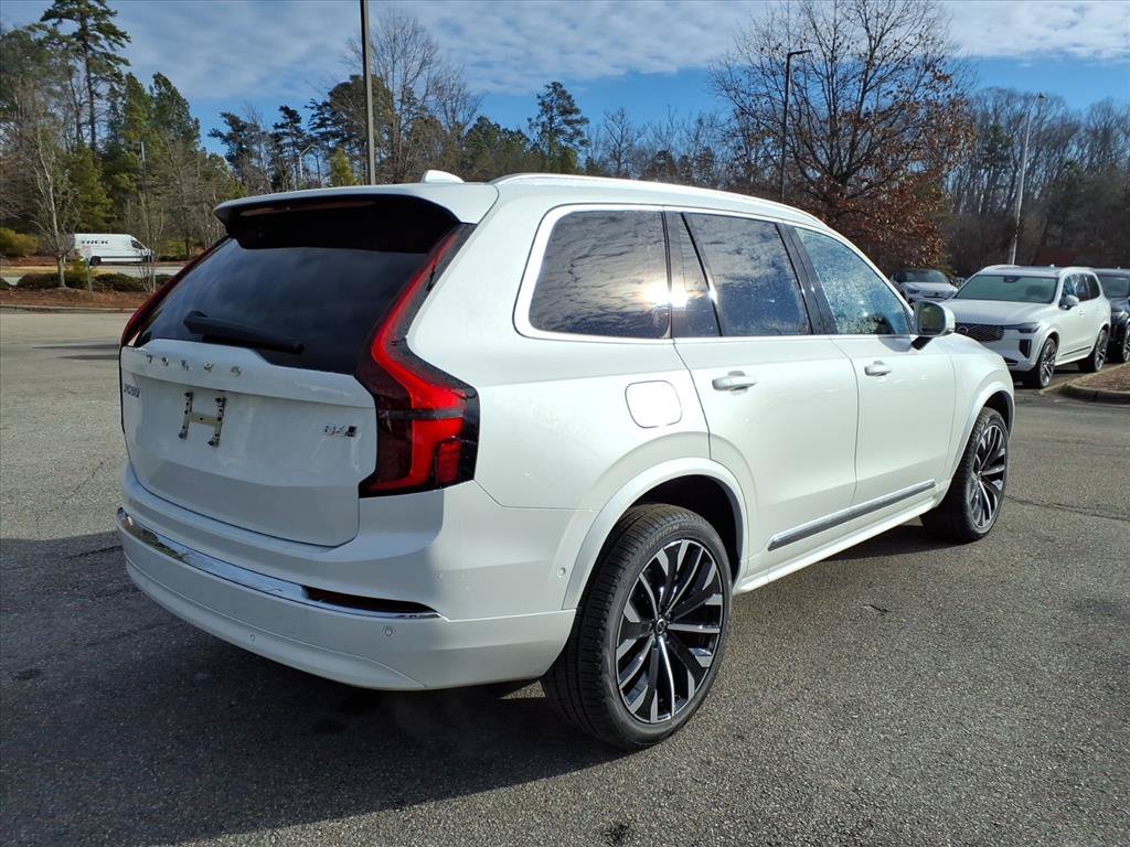 New 2026 Volvo XC90 B6 Plus AWD/4WD image 3