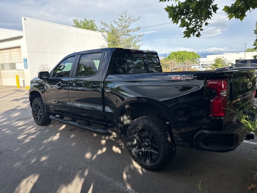 Certified 2024 Chevrolet Silverado 1500 LT Trail Boss w/ LT Trail Boss Premium Package AWD/4WD image 2