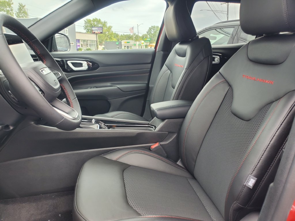 New 2026 Jeep Compass Trailhawk AWD/4WD image 5