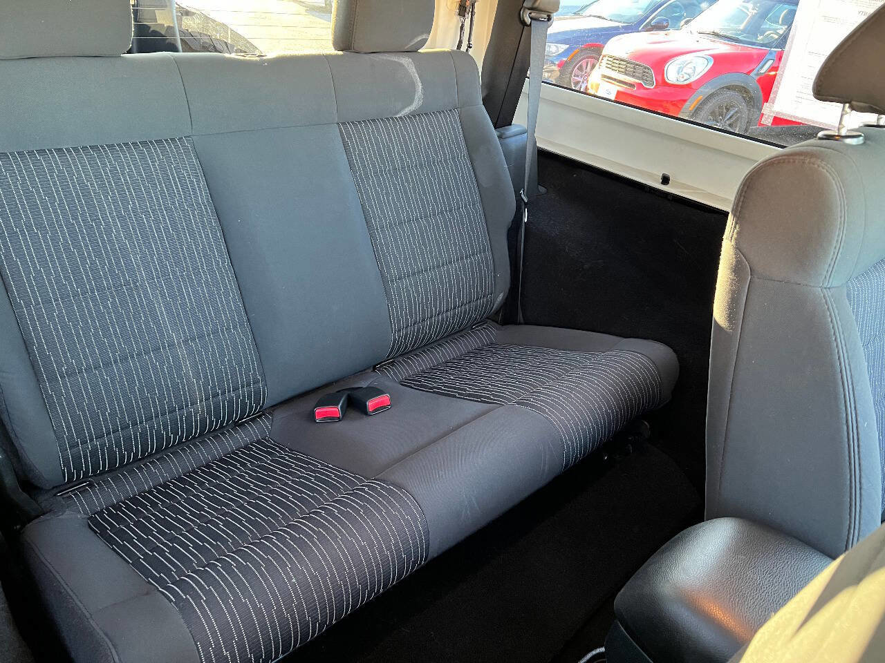 Used 2011 Jeep Wrangler Sahara image 21