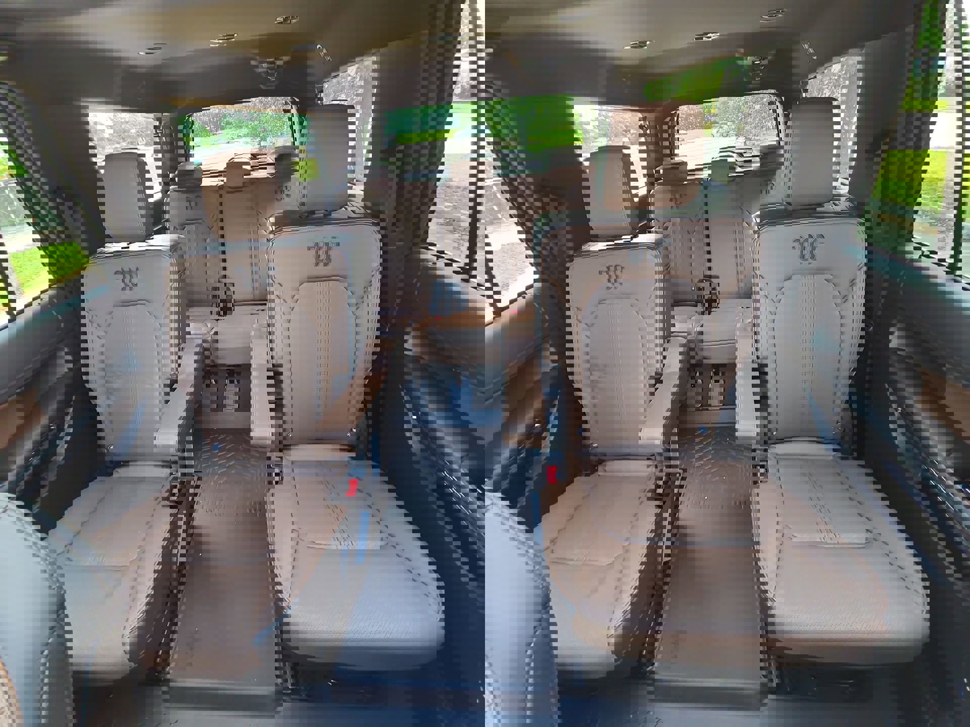 Used 2024 Ford Expedition Max King Ranch image 23