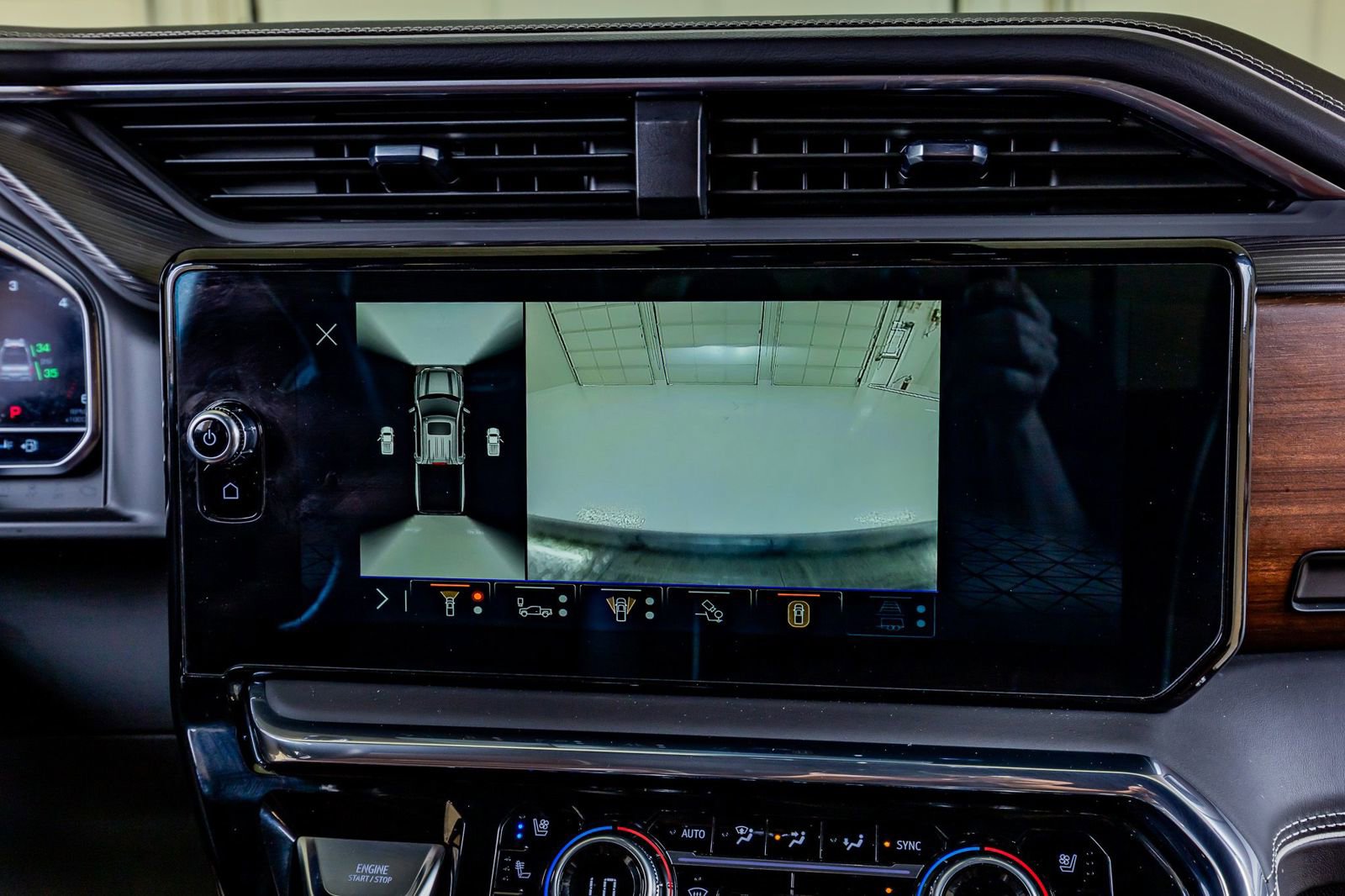 Used 2024 GMC Sierra 1500 Denali Ultimate image 24