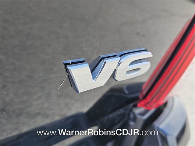 Used 2023 Toyota Tacoma SR image 11