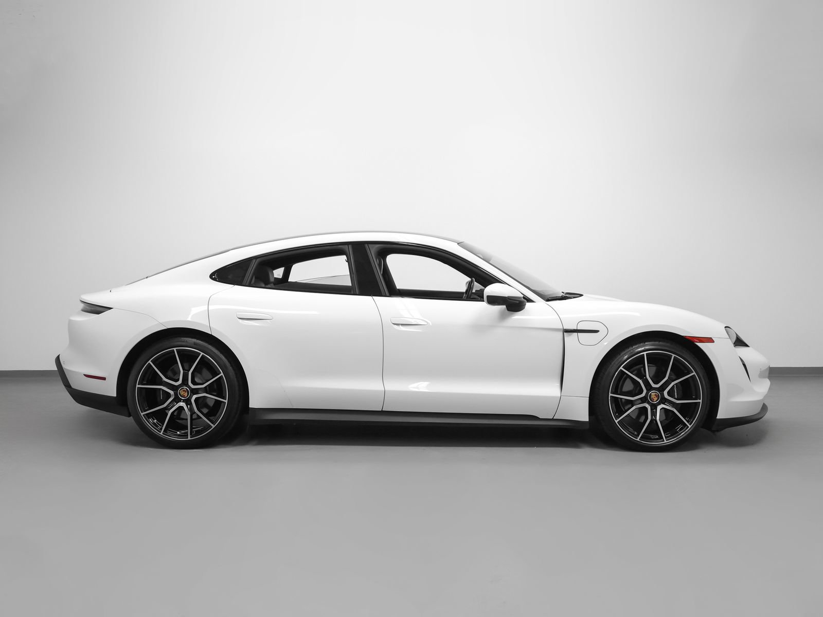 Certified 2023 Porsche Taycan RWD image 13