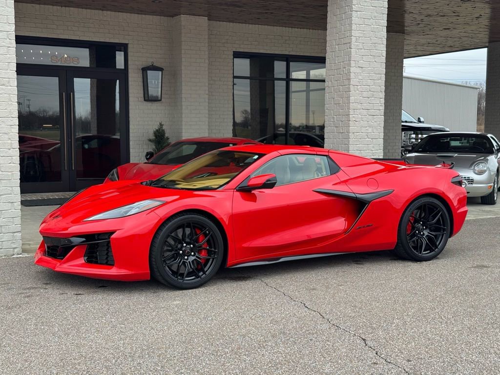 Used 2023 Chevrolet Corvette Z06 w/ Battery Protection Package RWD image 13
