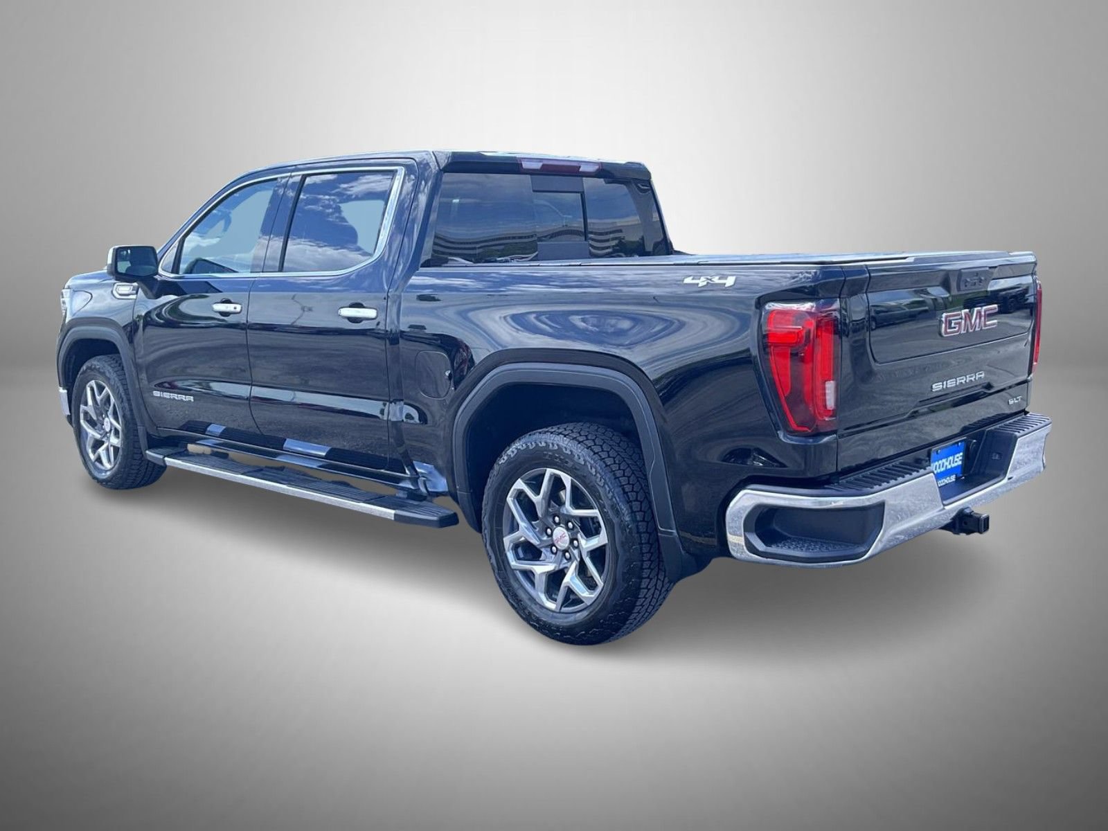 Certified 2023 GMC Sierra 1500 SLT w/ SLT Premium Package AWD/4WD image 7