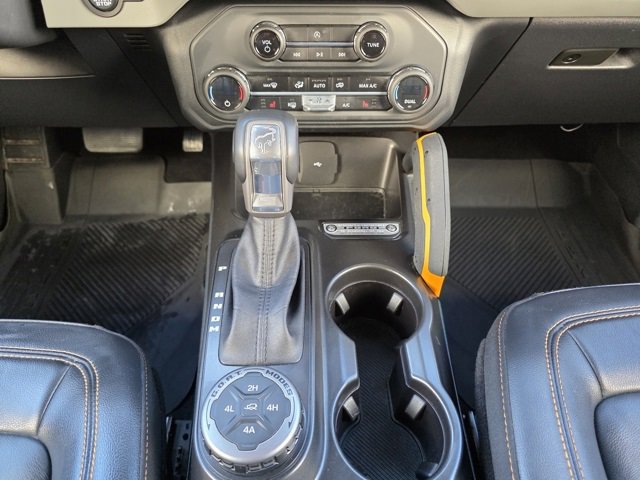 Used 2023 Ford Bronco Badlands image 18