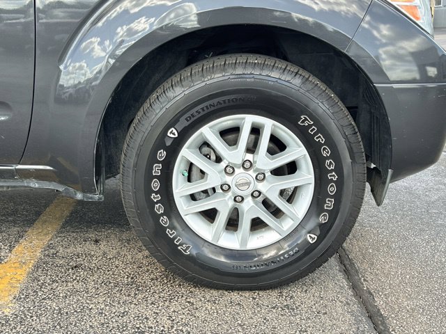 Used 2015 Nissan Frontier SV w/ SV Value Truck Package RWD image 12