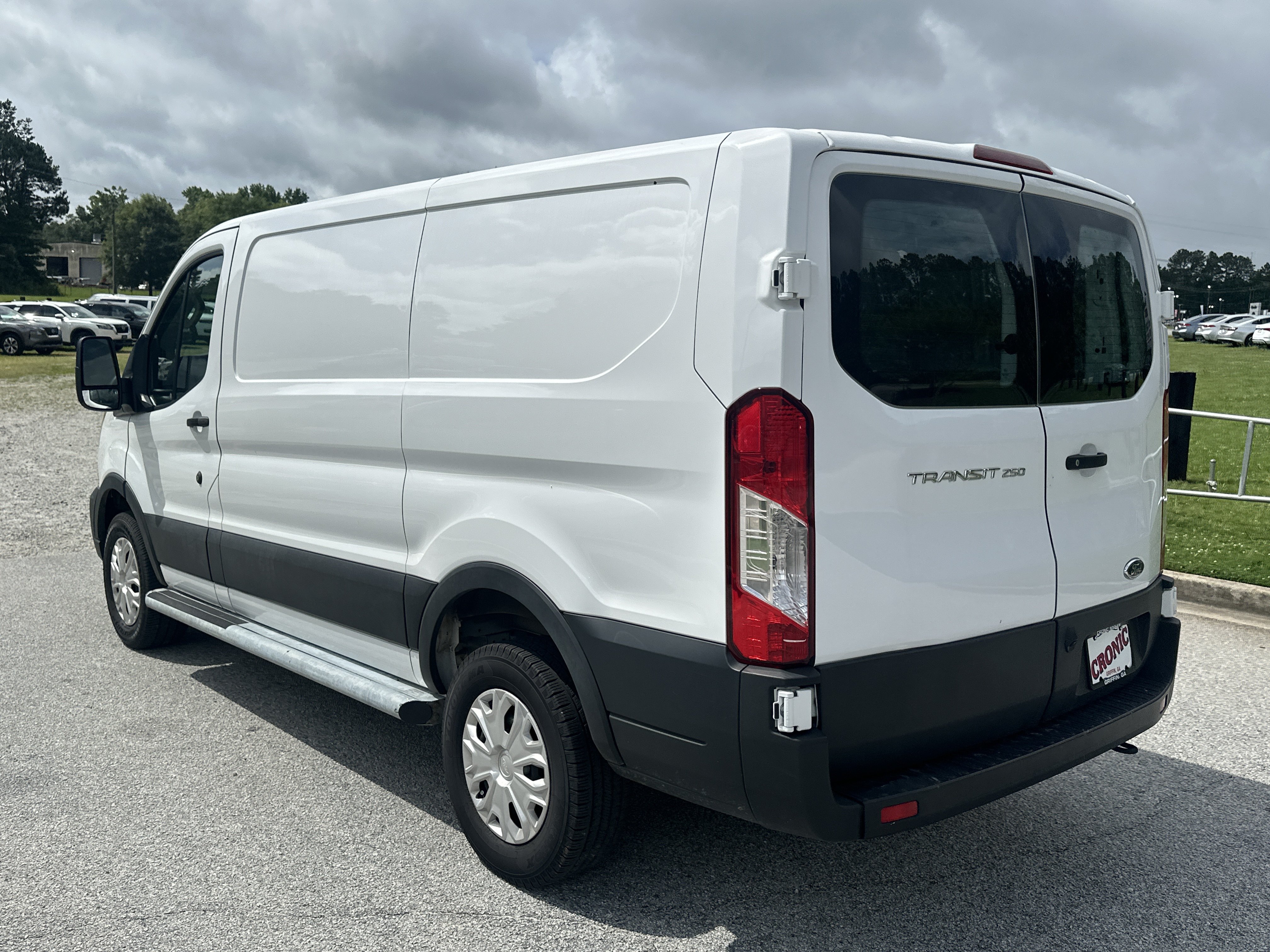 Used 2025 Ford Transit 250 Low Roof w/ Exterior Upgrade Package RWD image 7