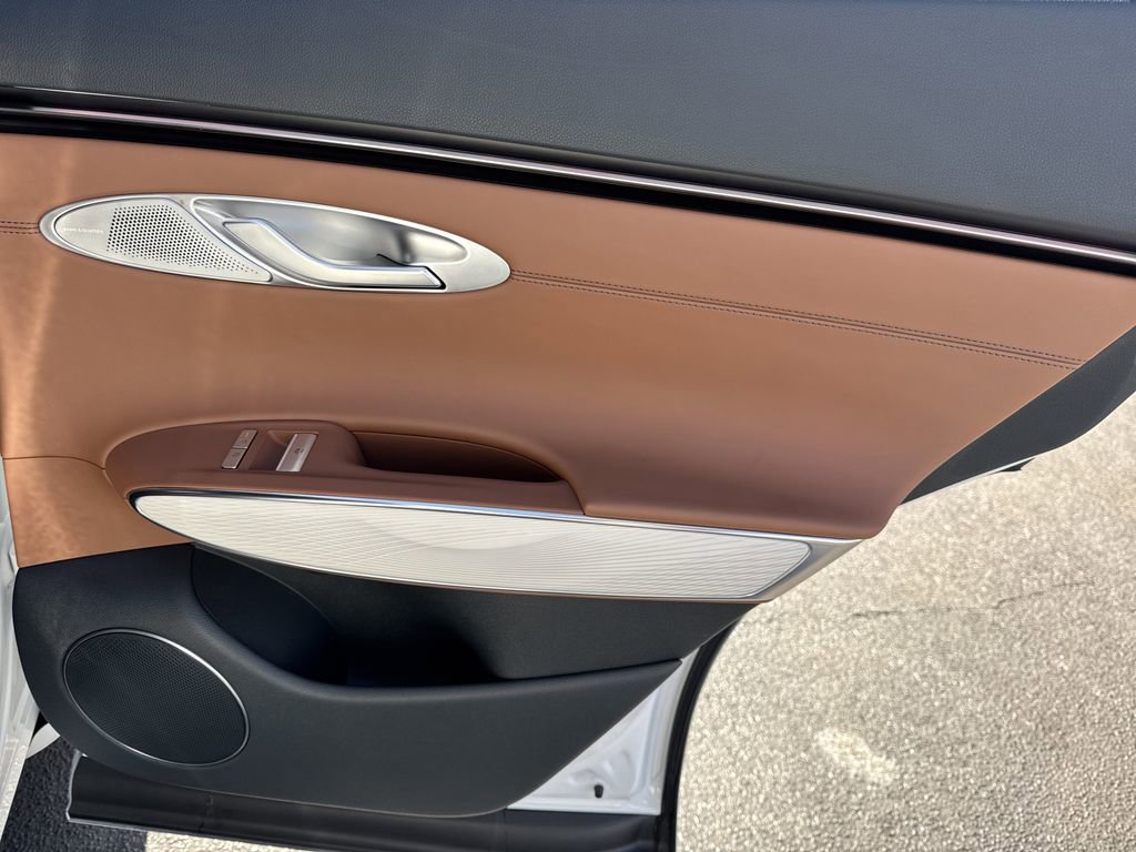 New 2026 Genesis GV70 2.5T Advanced image 16