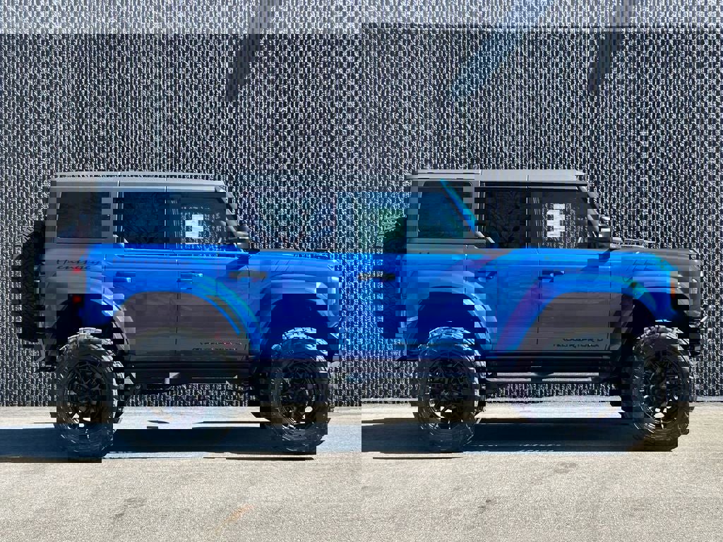New 2026 Ford Bronco Raptor w/ Interior Carbon Fiber Pack image 7