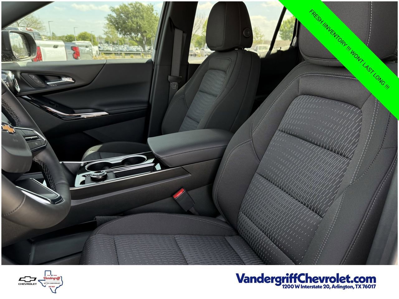 New 2026 Chevrolet Equinox LT w/ Safety and Technology Package FWD image 18