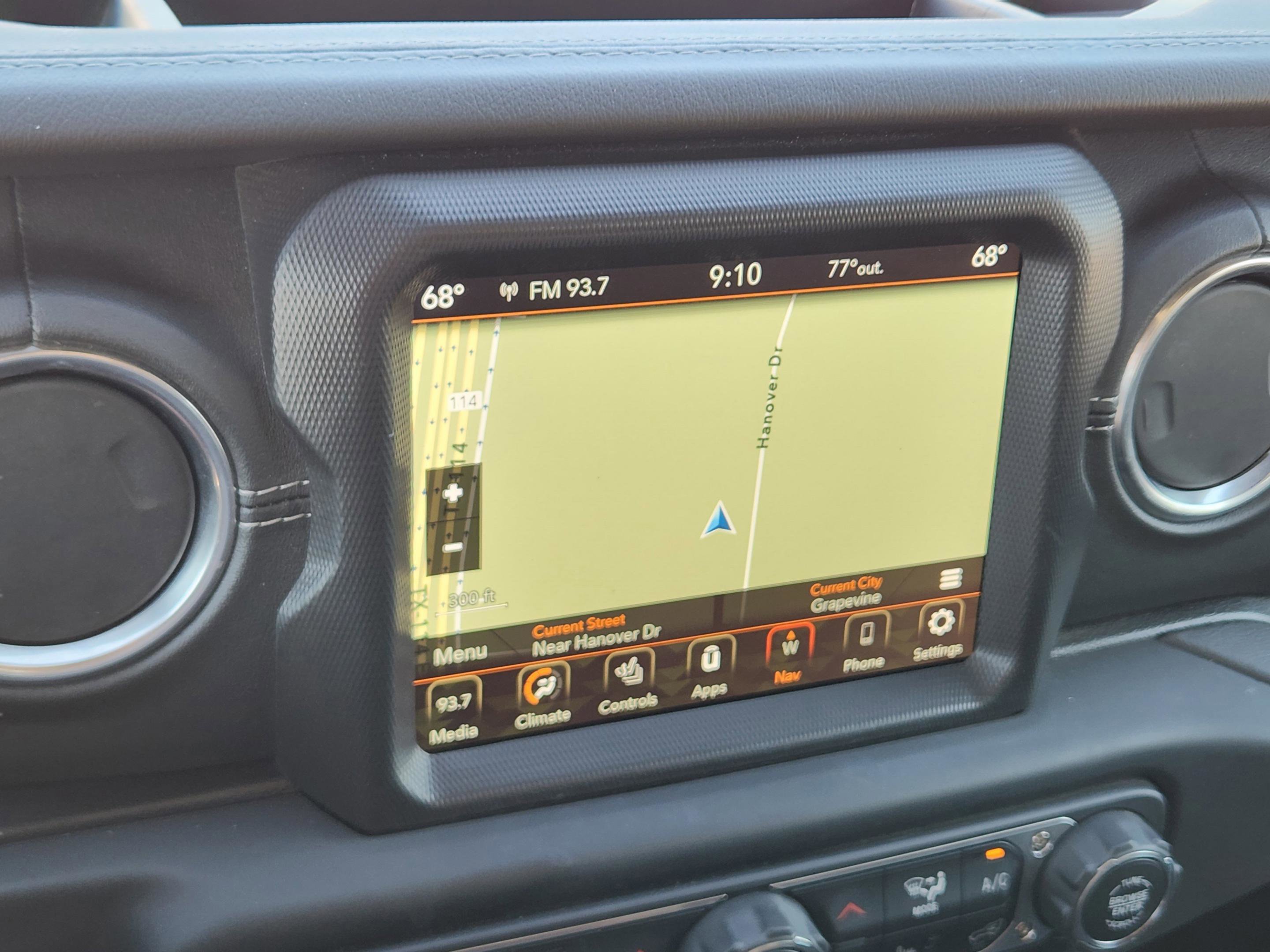 Used 2021 Jeep Wrangler Unlimited Sahara AWD/4WD image 27
