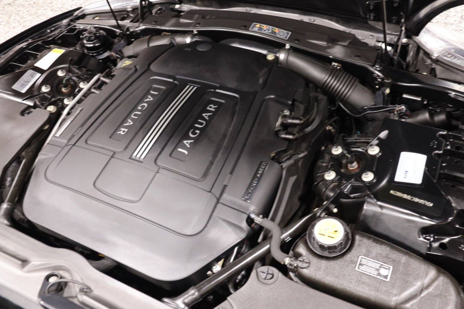 Used 2011 Jaguar XKR R image 17