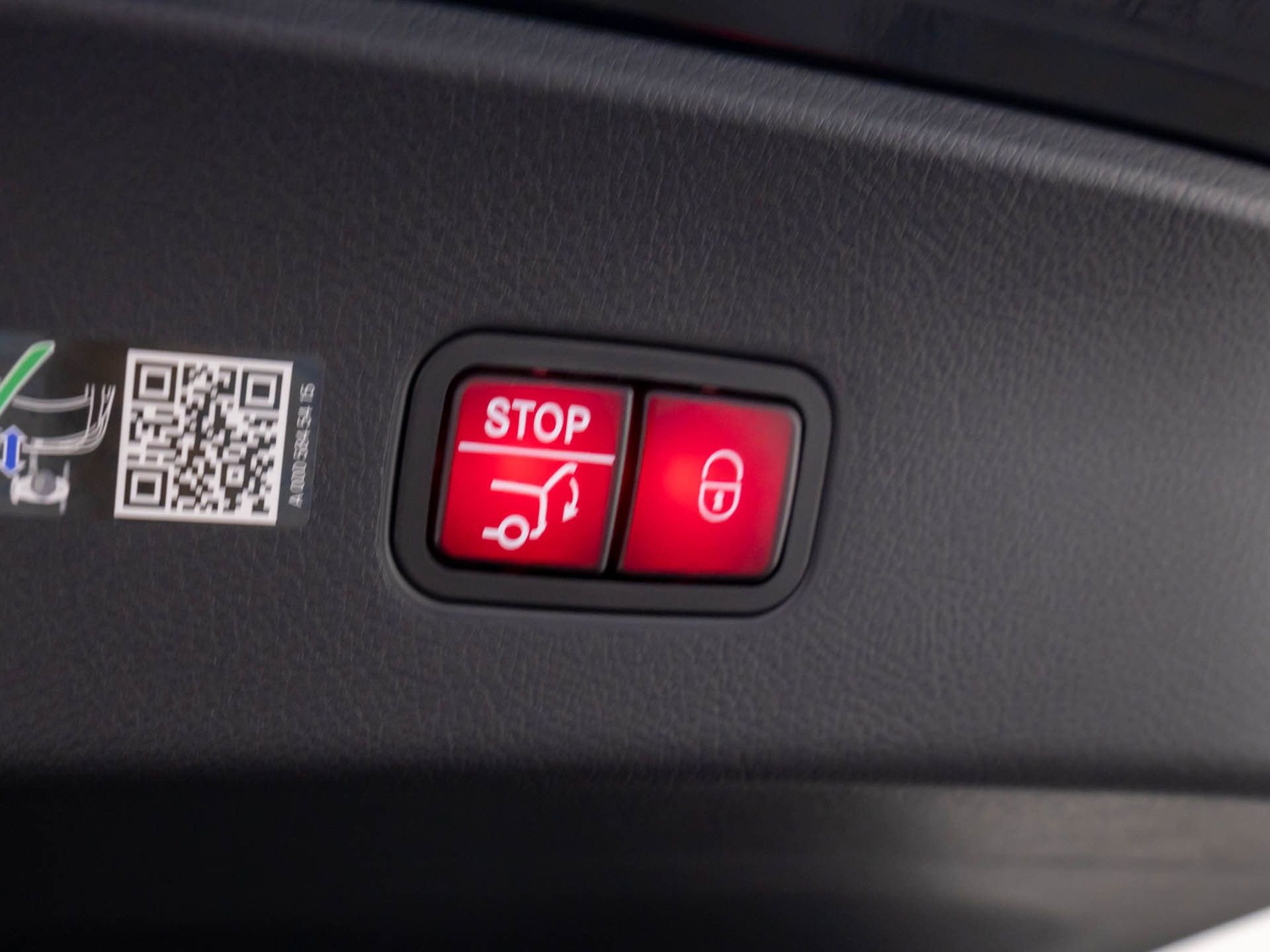 New 2026 Mercedes-Benz GLC 300 4MATIC image 32