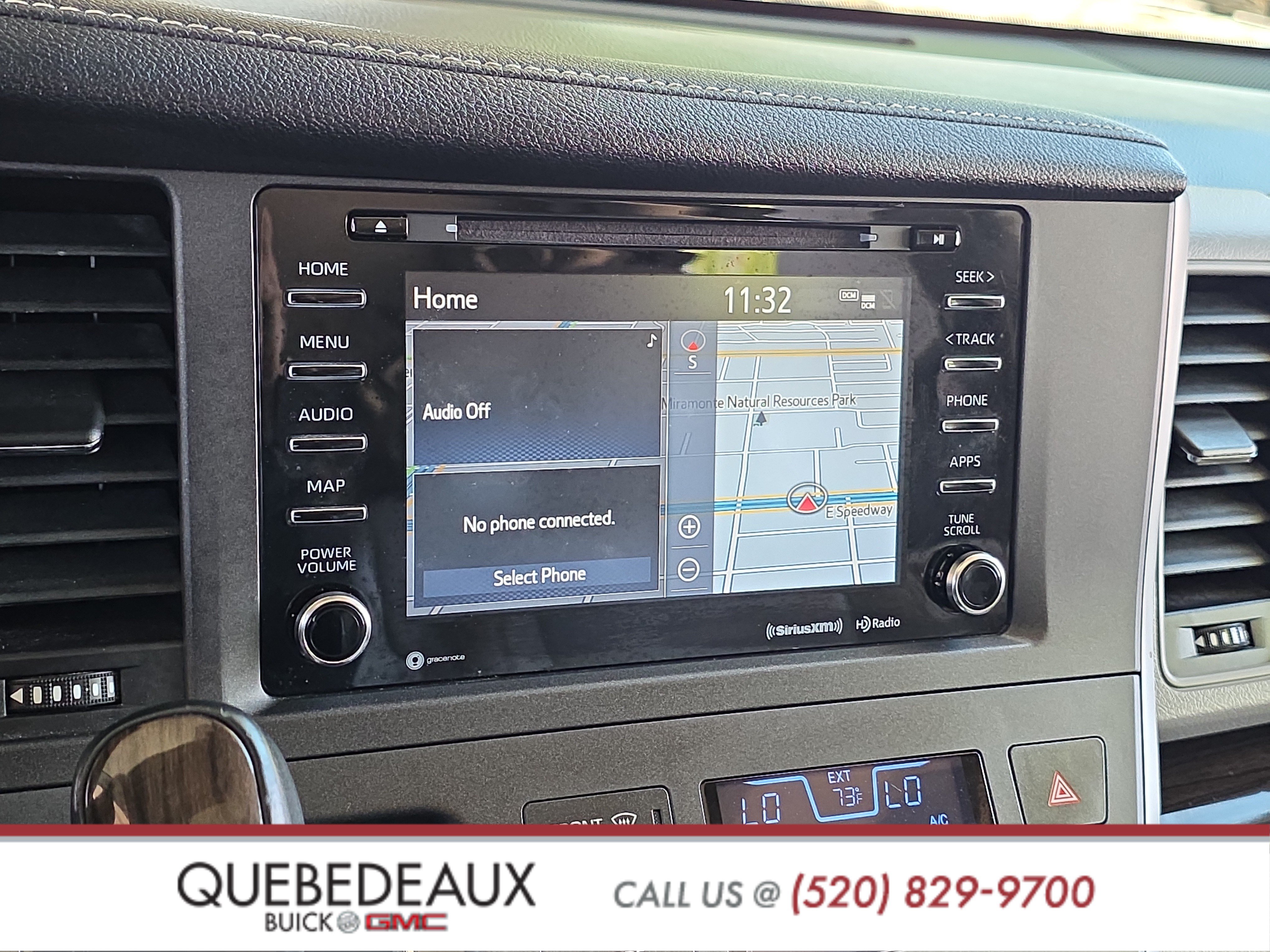 Used 2020 Toyota Sienna XLE w/ XLE Navigation Package FWD image 20