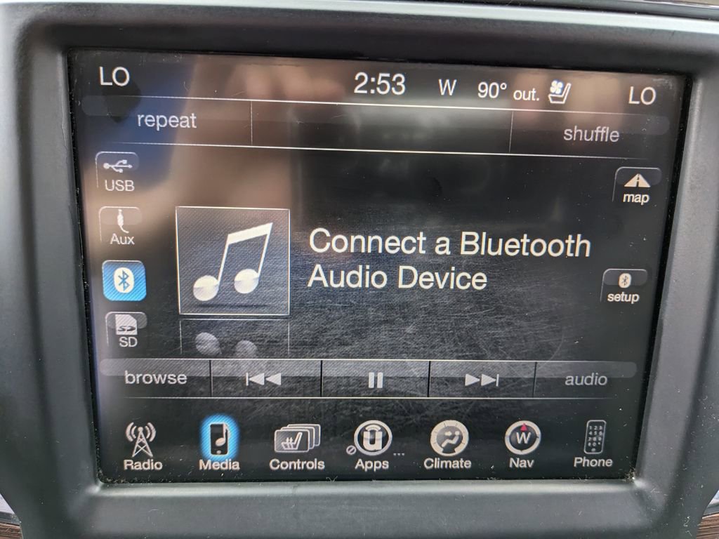 Used 2016 RAM 1500 Laramie w/ Convenience Group AWD/4WD image 32