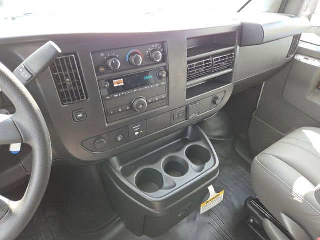 New 2026 Chevrolet Express 2500 w/ Driver Convenience Package RWD image 31