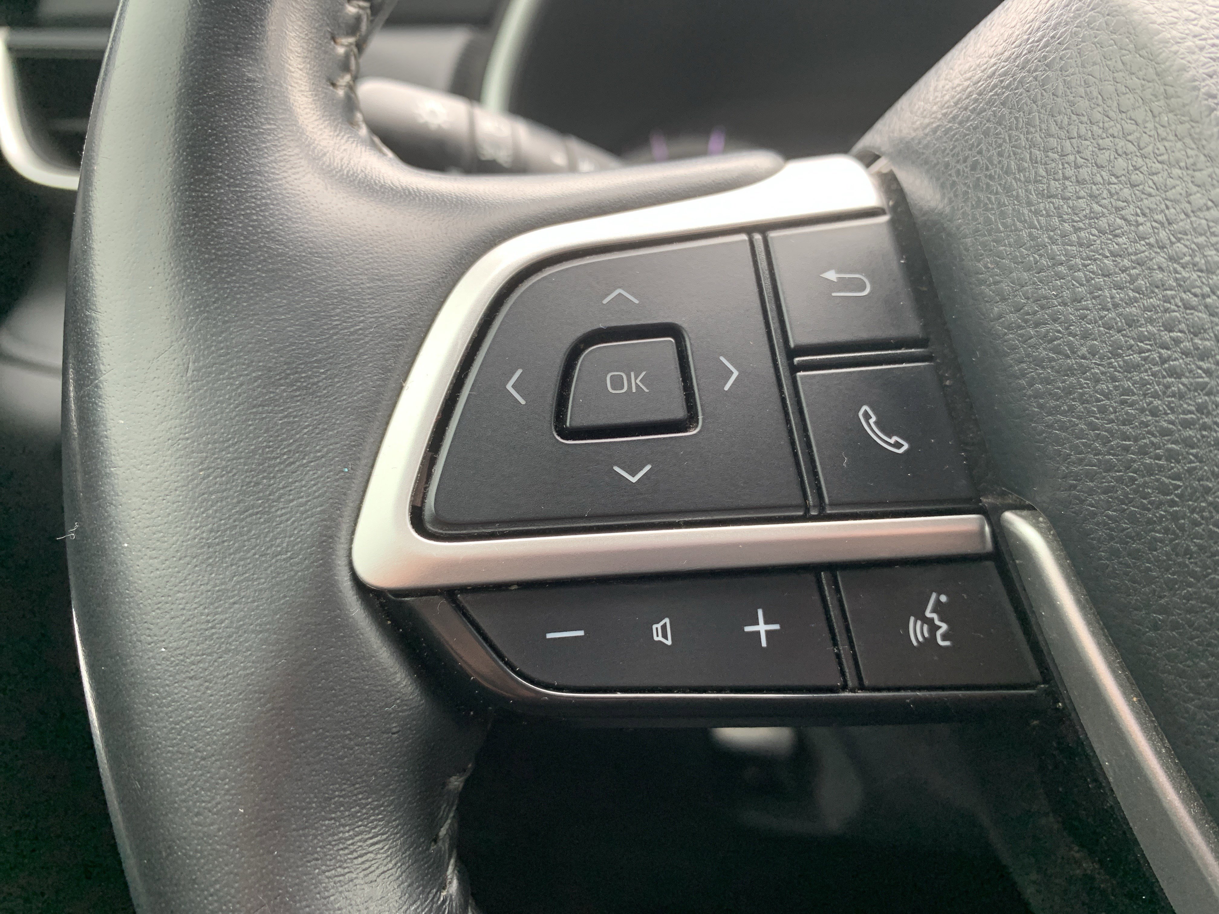 Used 2022 Toyota Highlander XSE image 18