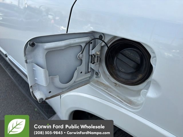 Used 2015 Nissan Armada Platinum w/ 2nd Row Captain Seat Package image 10