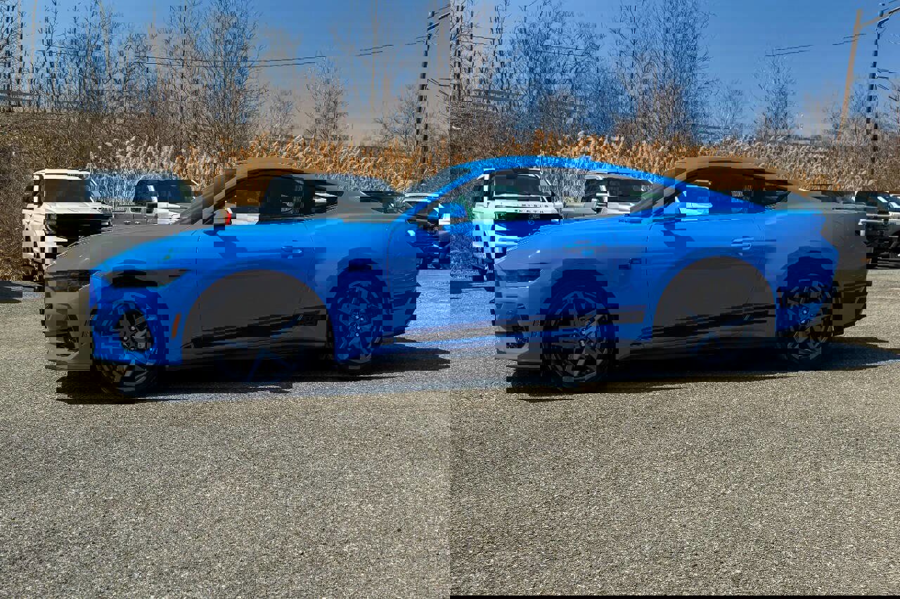 Used 2024 Ford Mustang GT Premium image 6