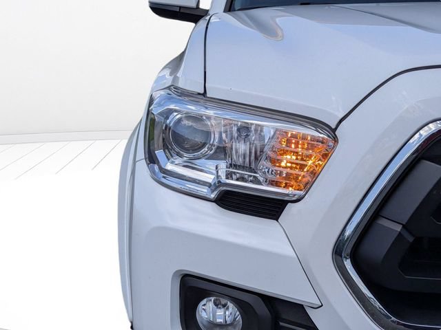 Used 2022 Toyota Tacoma SR5 RWD image 9