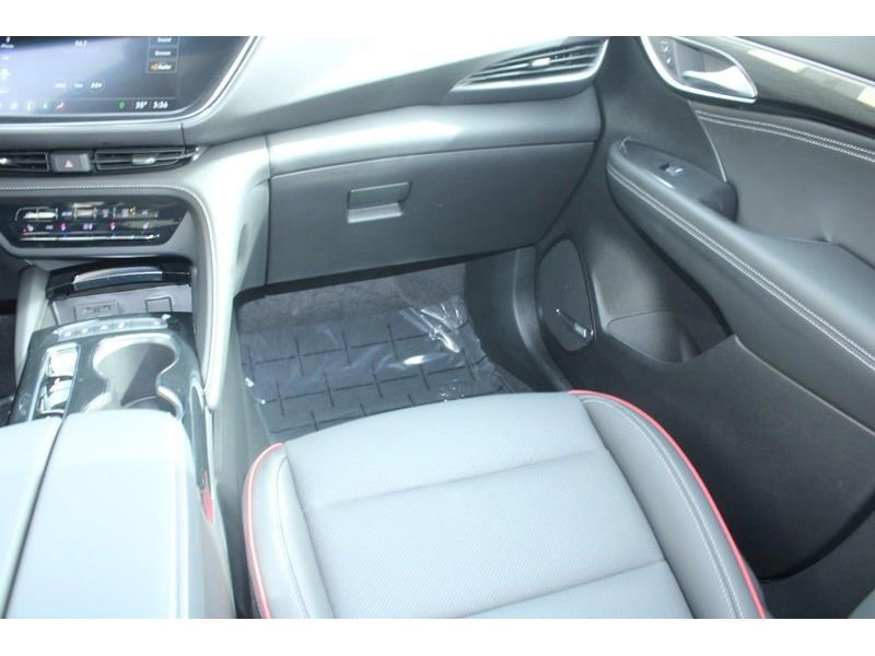 Used 2023 Buick Envision Essence w/ Technology Package I image 17