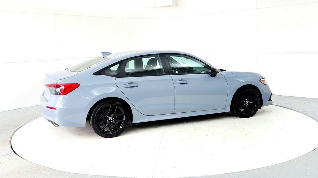 Used 2023 Honda Civic Sport image 6